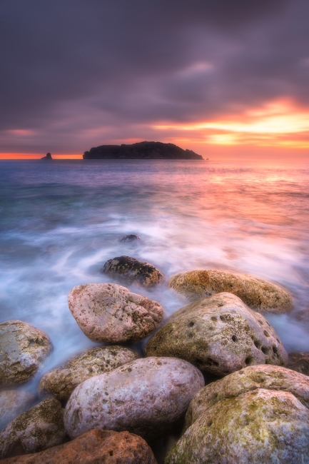 Albor en las Islas Medas