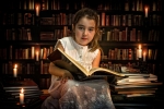 Emma libro y velas
