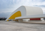 PETITA PATINADORA